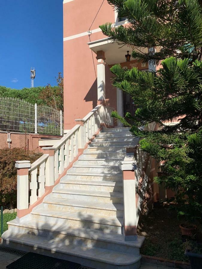 Resort Villa Rosa Maria Savona Exterior photo